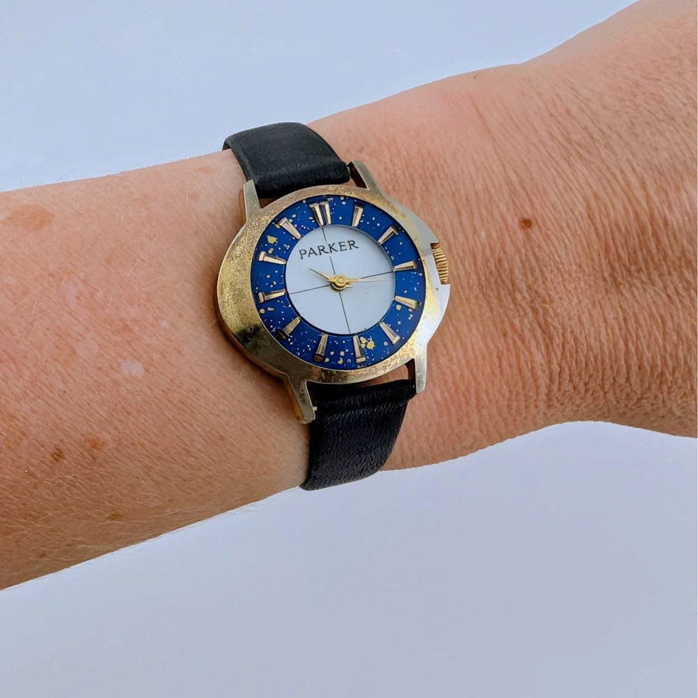 Vintage Parker Swiss Made Manual Wind Mid Century Blue Gold Fleck Watch 31mm